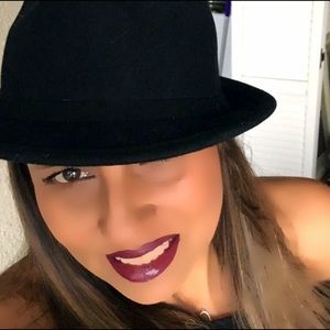 Meet your Posher, Maryvonne